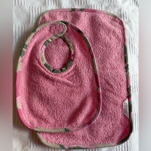 Pink Camo Bib and Burp Set